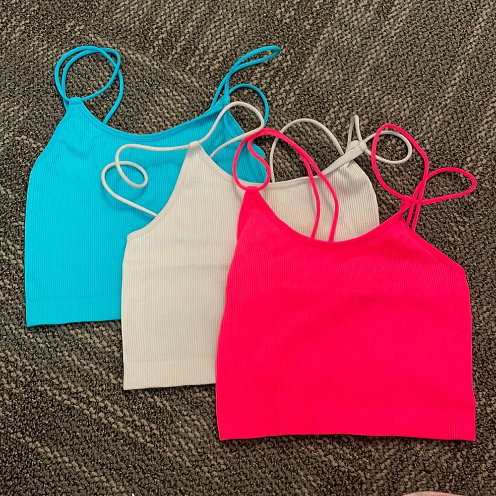 Tank Tops: Blue, pink and off white!